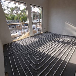 התקנה בבית באלוני אבא